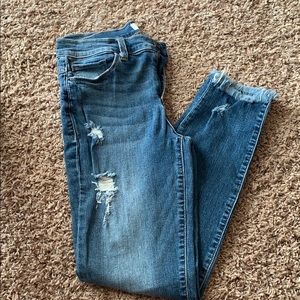 Roughed up sneak peek jeans sz 9